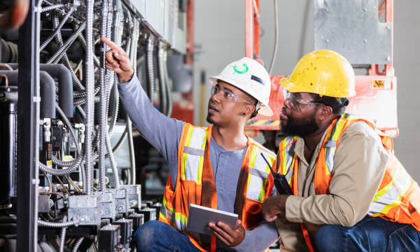 Best Local Electrician Companies  in Ironwood, MI
